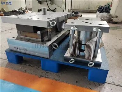 Прецизионный штамп для штамповки металла для высококачественной-обработки деталей